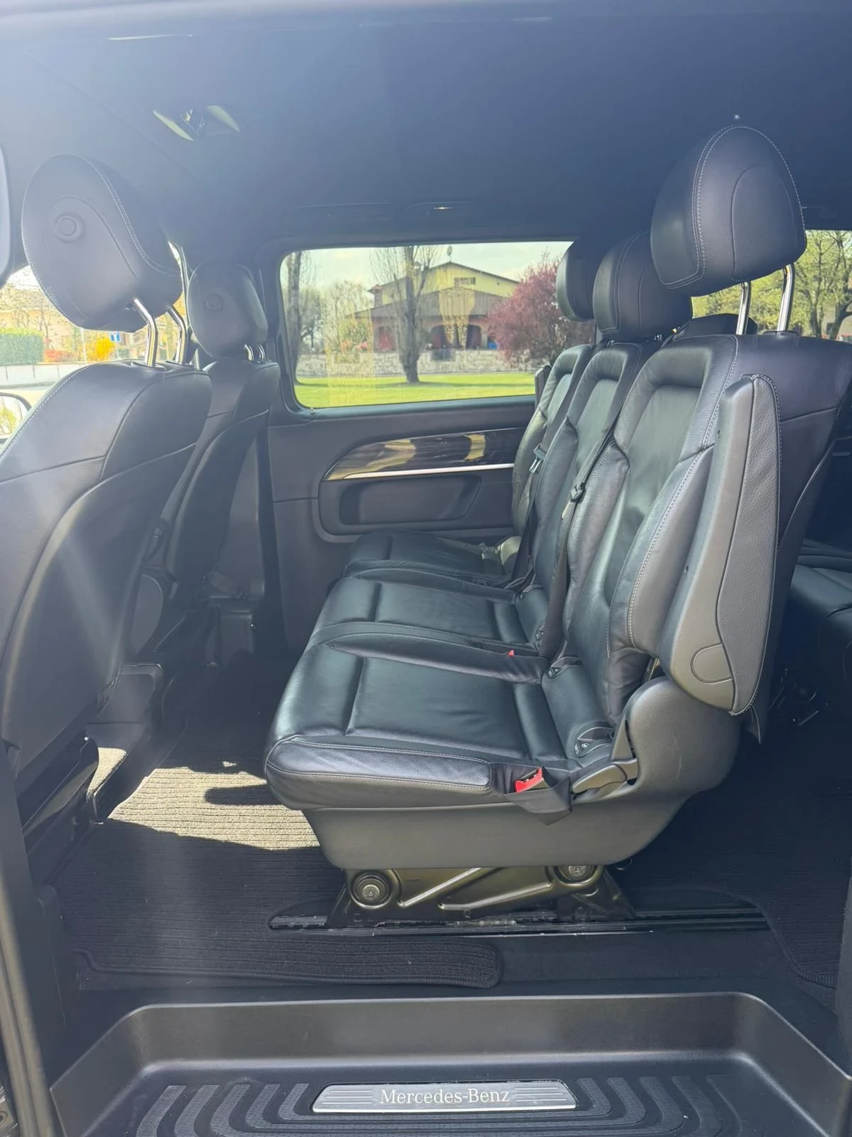 Mercedes-Benz V 250 PREMIUM AVANGARDE 7+ 1, снимка 16 - Бусове и автобуси - 55087971