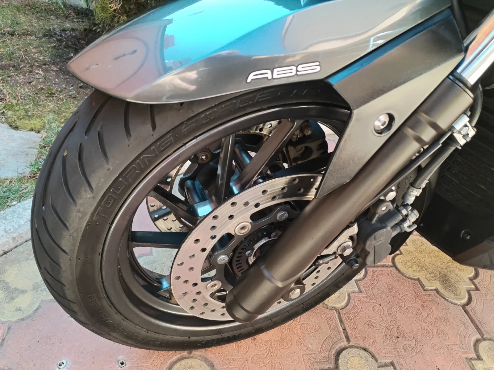 Yamaha X-max 400i ABS 16Г ПЕРФЕКТЕН!!! , снимка 12 - Мотоциклети и мототехника - 53841030