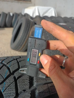 Гуми Зимни 245/45R18, снимка 4