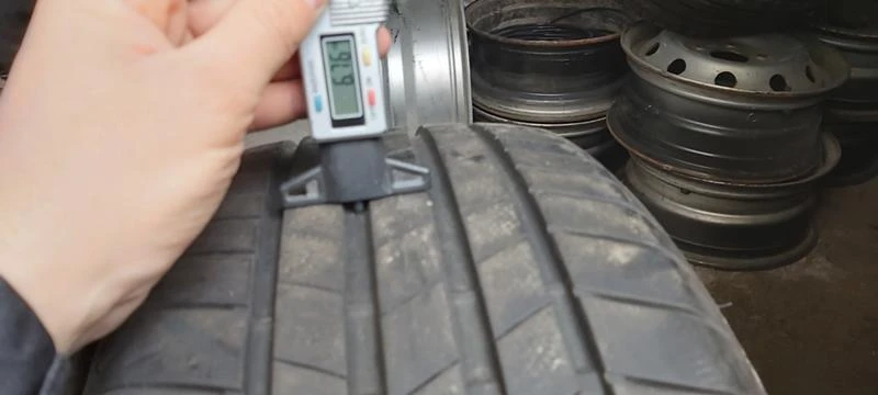 Гуми Летни 225/50R17, снимка 5 - Гуми и джанти - 32282469