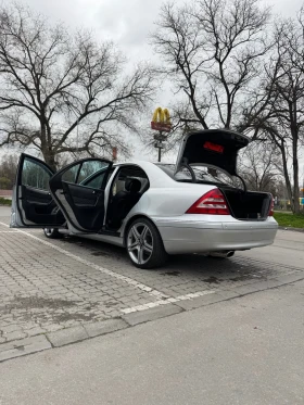 Mercedes-Benz C 350, снимка 2