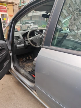 Opel Zafira B 2.2 Direct бензин, снимка 11