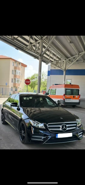 Mercedes-Benz E 220, снимка 1