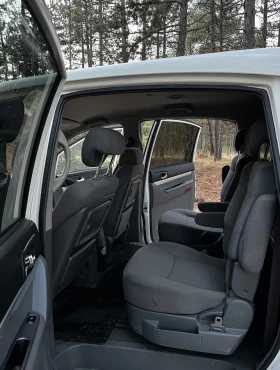 SsangYong Rodius | Mobile.bg    7