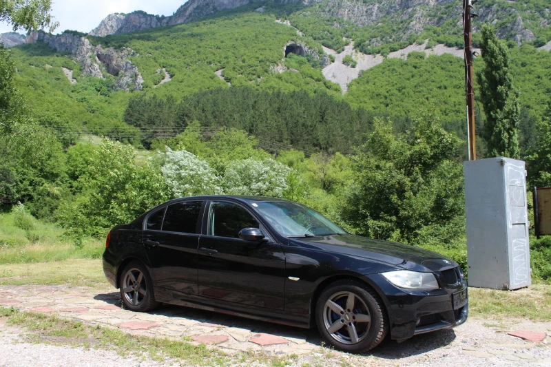 BMW 320 2.0TDI E90 M47, снимка 1 - Автомобили и джипове - 47403616