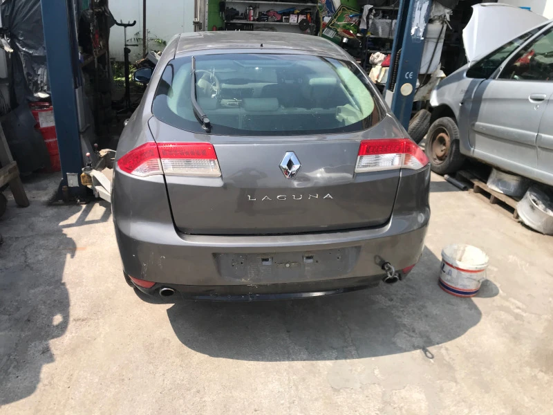 Renault Laguna 2.0 дци Автомат, снимка 1 - Автомобили и джипове - 45294713