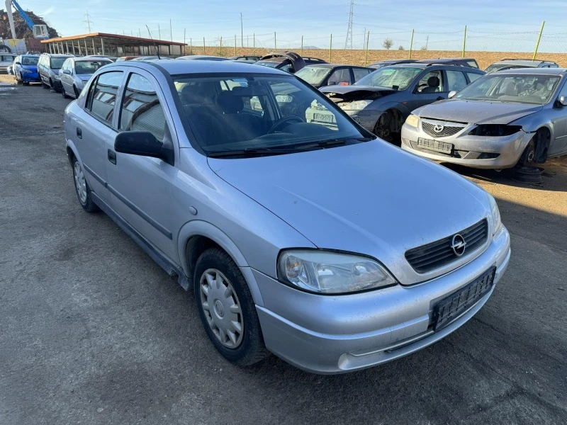 Opel Astra 1.2, снимка 3 - Автомобили и джипове - 42986196