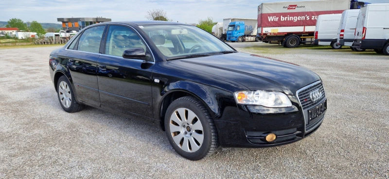 Audi A4 1.6 i EU-4 седан, снимка 2 - Автомобили и джипове - 47069263