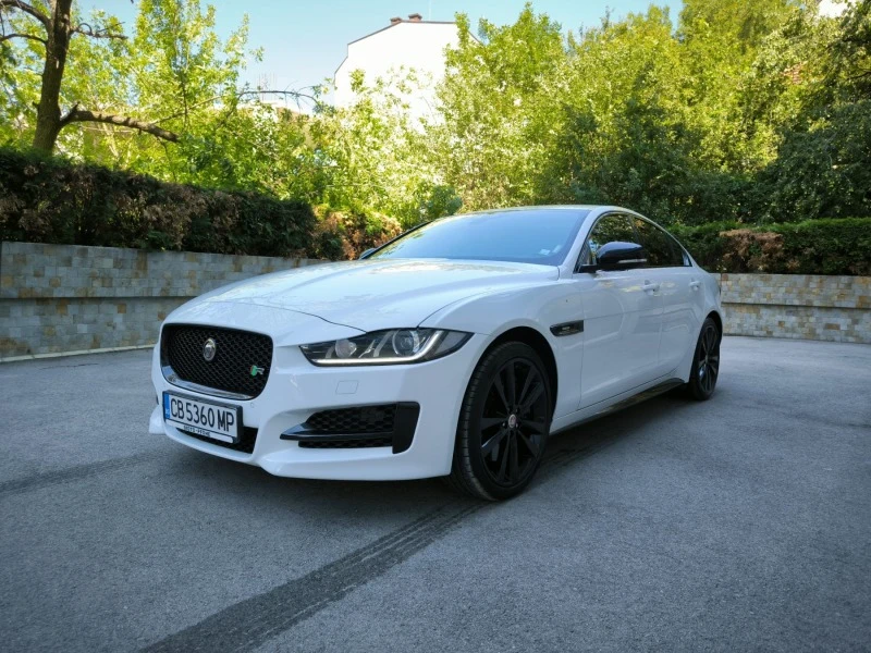 Jaguar XE R-Dynamic 2.0T P300i AWD 1г. Гаранция, снимка 3 - Автомобили и джипове - 46239853