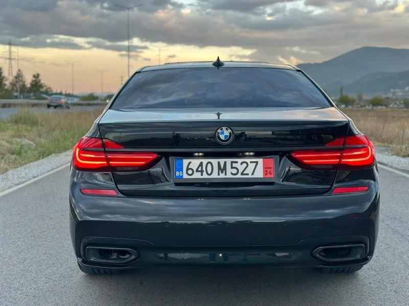 BMW 750   M-Packet Long, снимка 10 - Автомобили и джипове - 48369197