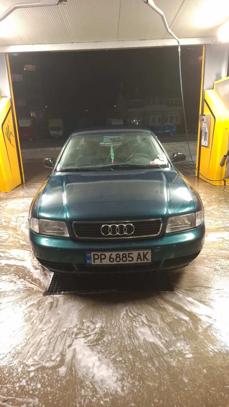 Audi A4 1, 6i, снимка 1 - Автомобили и джипове - 48851152