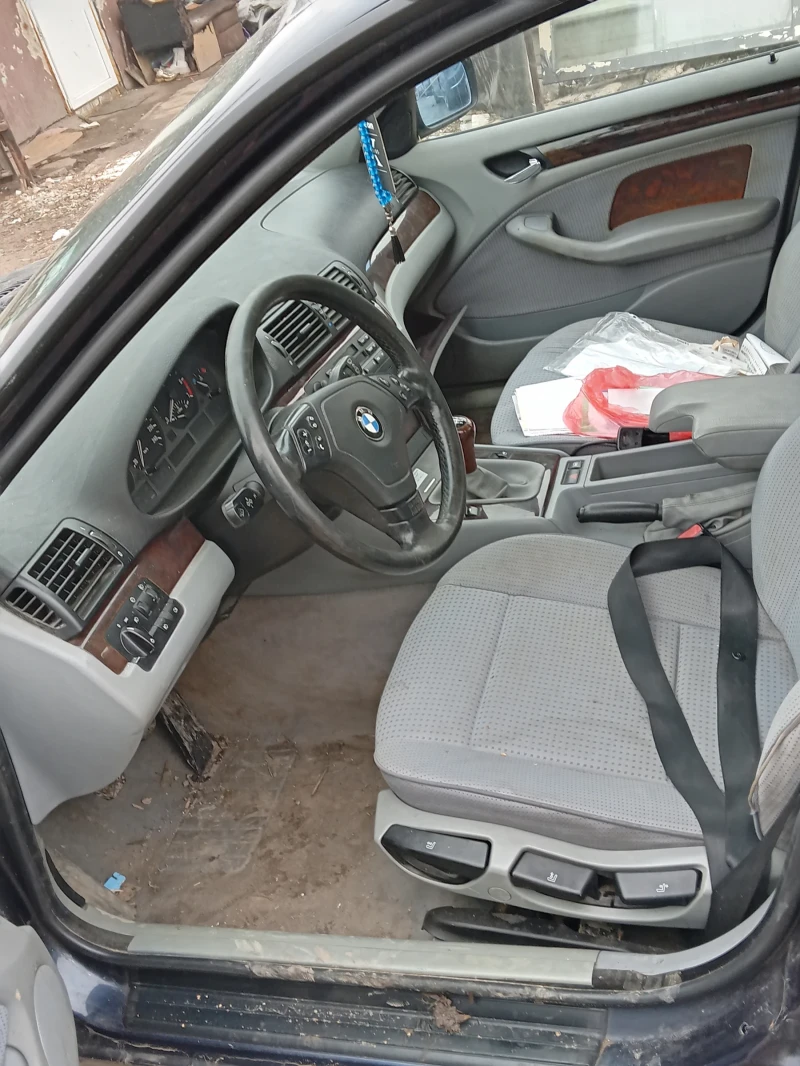 BMW 318 118 к.с на части , снимка 9 - Автомобили и джипове - 49293798