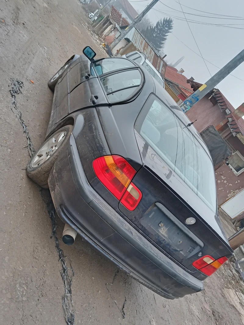 BMW 318 118 к.с на части , снимка 7 - Автомобили и джипове - 49293798