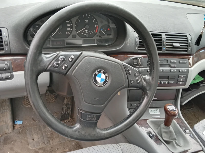 BMW 318 118 к.с на части , снимка 11 - Автомобили и джипове - 49293798