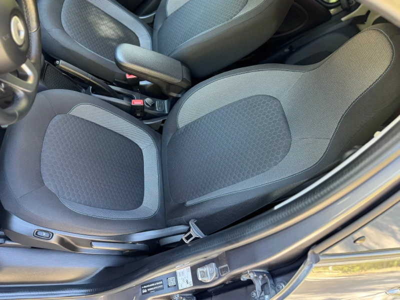Smart Forfour EQ Cabrio, LED, Navi, Камера, Дисттроник, снимка 13 - Автомобили и джипове - 52021205