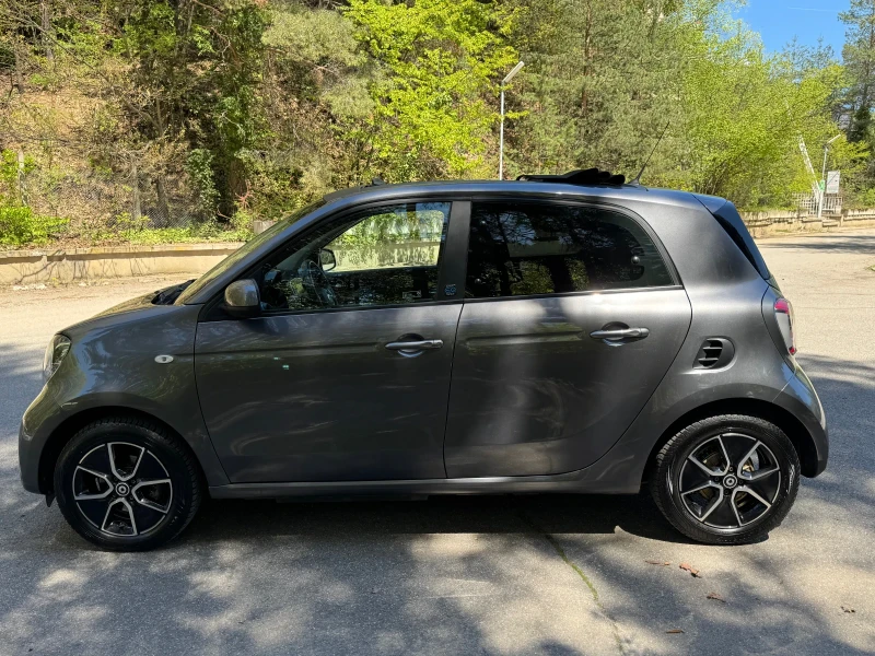 Smart Forfour EQ Cabrio, LED, Navi, Камера, Дисттроник, снимка 2 - Автомобили и джипове - 52021205