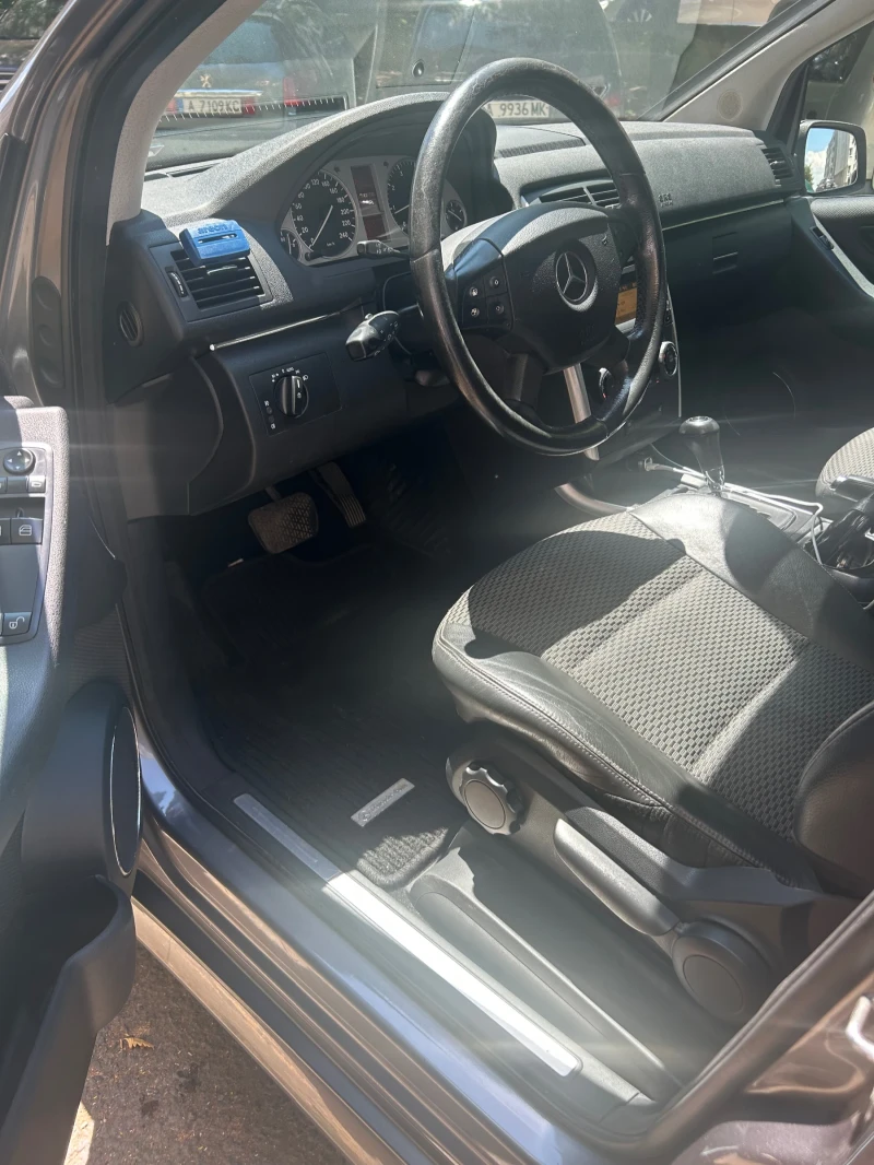 Mercedes-Benz B 180 Face lift!, снимка 7 - Автомобили и джипове - 52260441