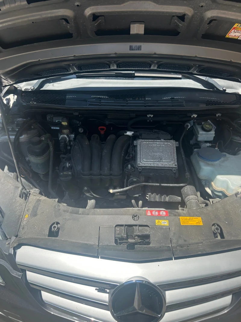 Mercedes-Benz B 180 Face lift!, снимка 13 - Автомобили и джипове - 52260441