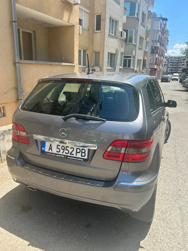 Mercedes-Benz B 180 Face lift!, снимка 3 - Автомобили и джипове - 52260441