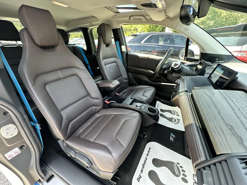 BMW i3 PANO/ CAMERA/ Keyless-Go /Harman Kardon, снимка 13 - Автомобили и джипове - 51668583