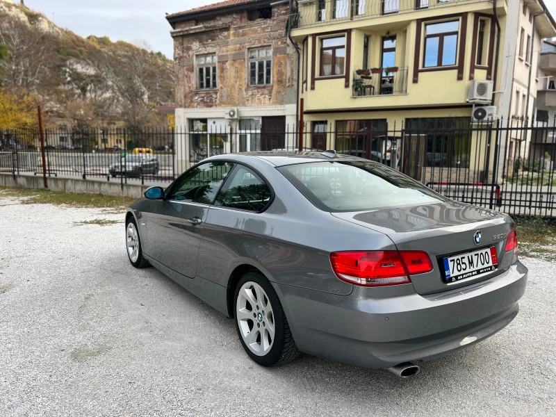 BMW 320 KEYLESS/GO * КОЖА * НАВИГАЦИЯ * АВТОМАТИК * УНИКАТ, снимка 5 - Автомобили и джипове - 52399725