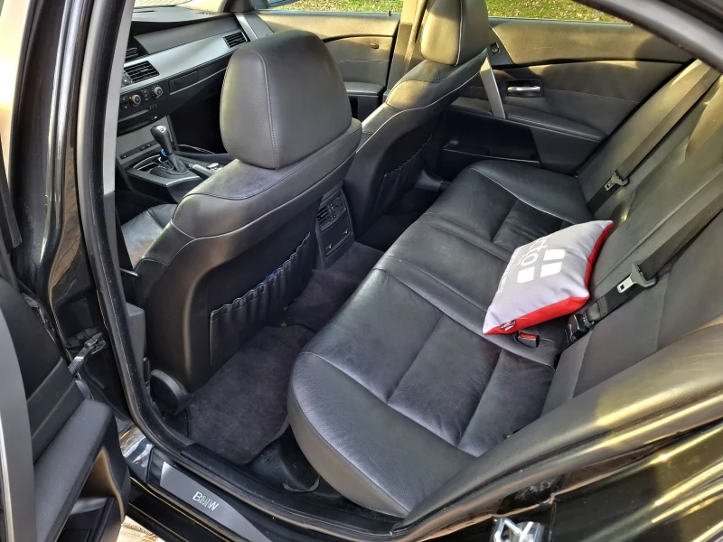 BMW 530 530D/218Hp, снимка 11 - Автомобили и джипове - 52726619
