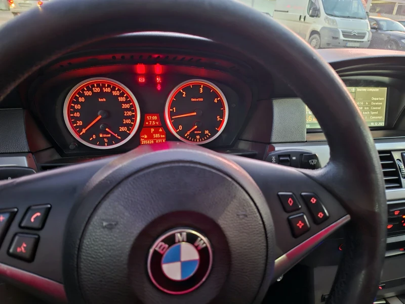 BMW 530 530D/218Hp, снимка 15 - Автомобили и джипове - 52726619