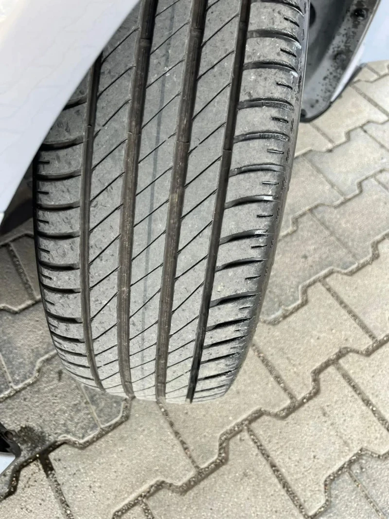 Ford Focus Титаниум 1.6 екобууст 150к.с., снимка 11 - Автомобили и джипове - 52929683