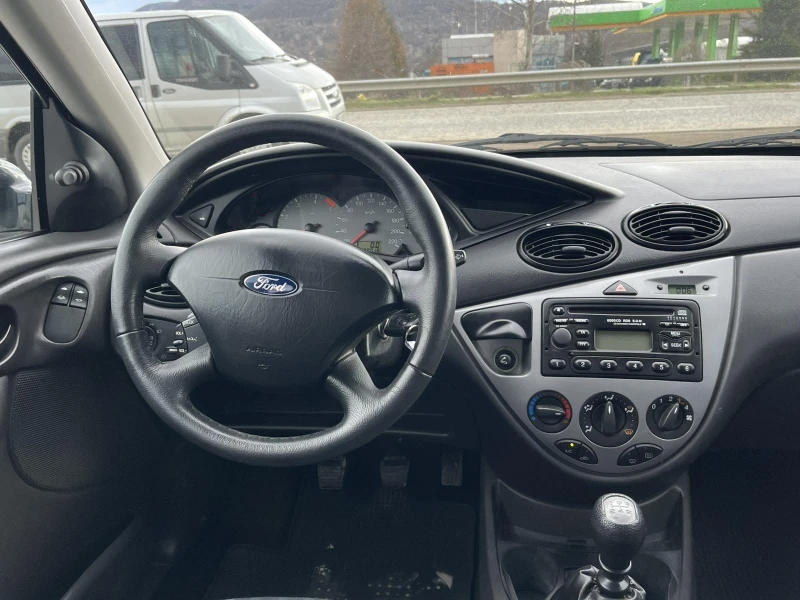 Ford Focus 1.8TDDI 90кс 100018 км КЛИМАТИК КСЕНОН, снимка 12 - Автомобили и джипове - 52967768