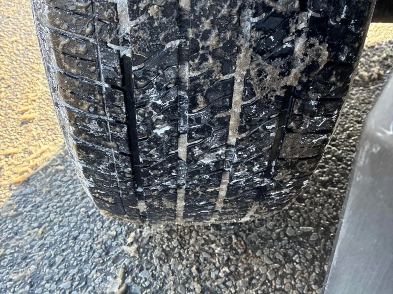 Chevrolet Silverado * High Country * CARFAX * БЕЗ ПЪРВОНАЧАЛНА ВНОСКА, снимка 14 - Автомобили и джипове - 53277900