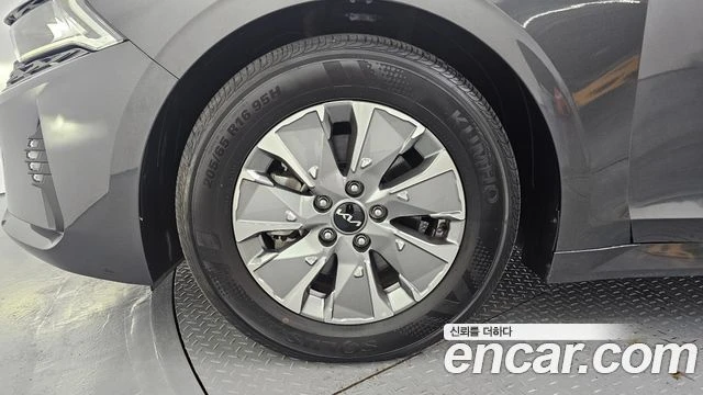 Kia K5, снимка 5 - Автомобили и джипове - 56082475
