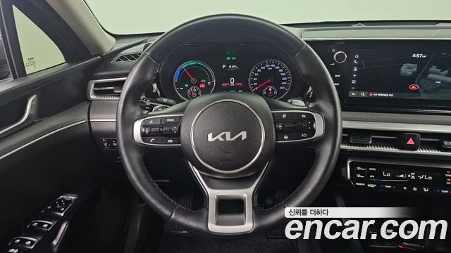 Kia K5, снимка 13 - Автомобили и джипове - 56082475