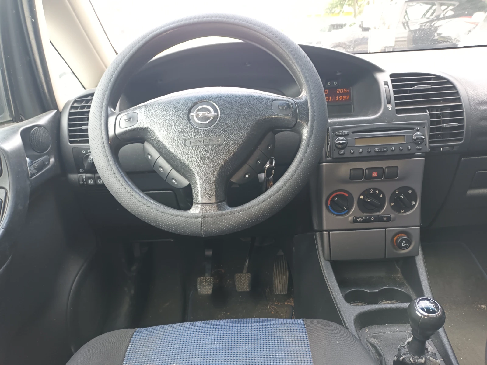 Opel Zafira 2.0-DTI 101кс.6+ 1 места - изображение 6