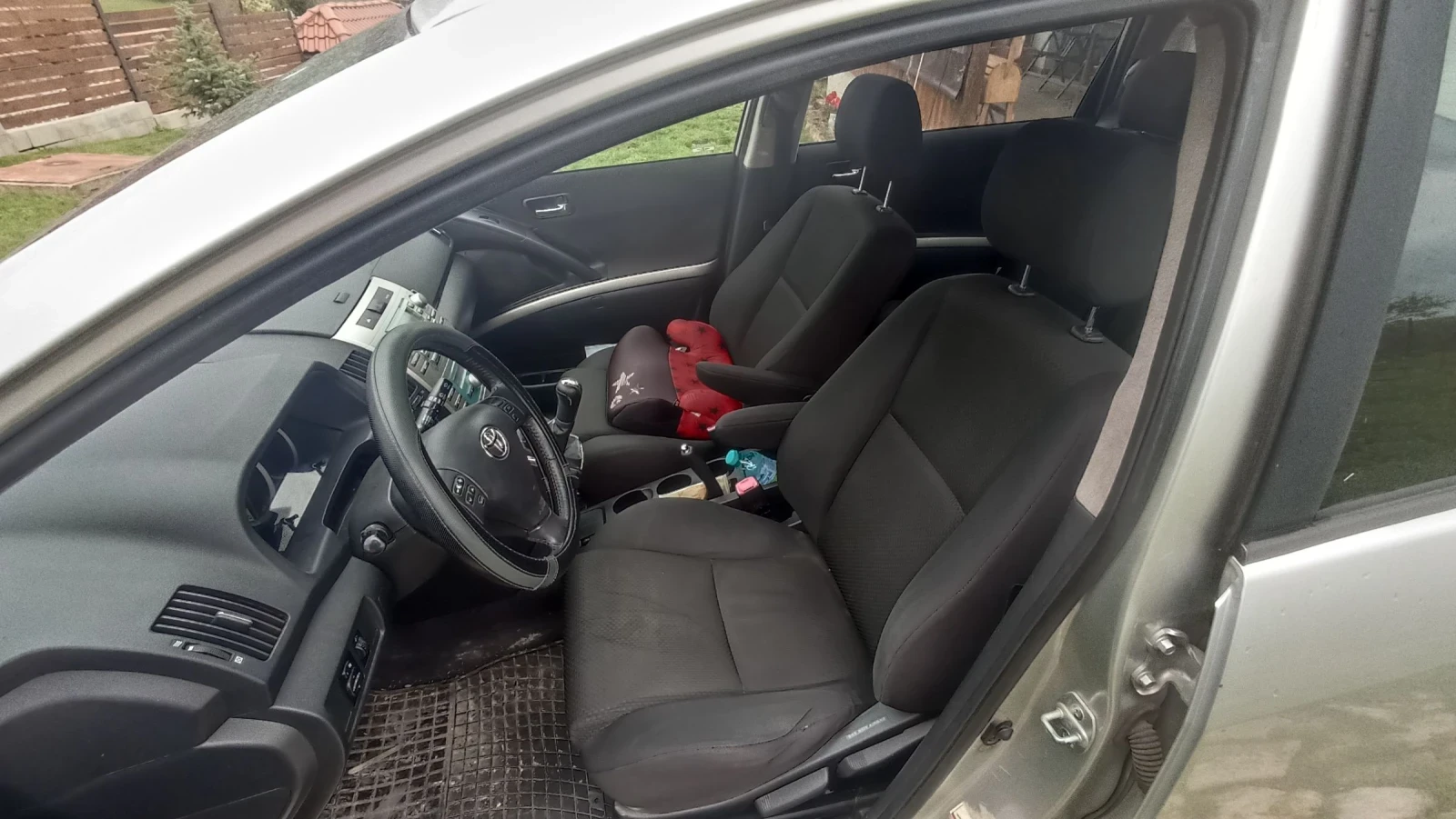 Toyota Corolla verso  - изображение 7