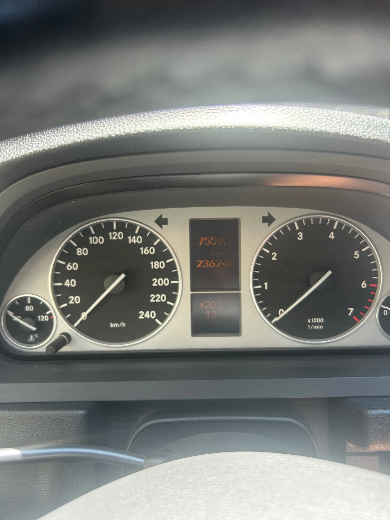 Mercedes-Benz B 180  ! Face lift! | Mobile.bg   12