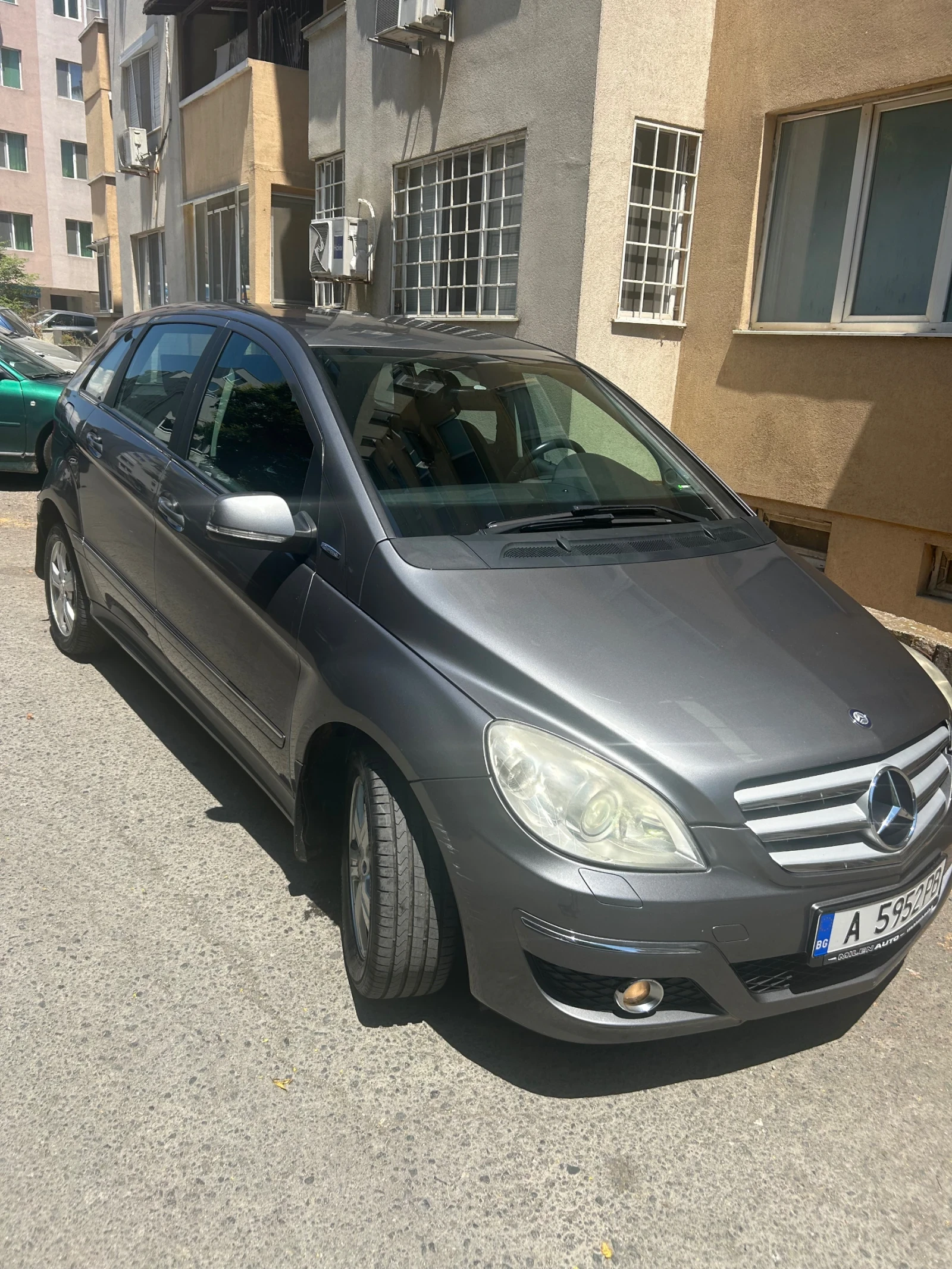Mercedes-Benz B 180 Фабричен метан! Face lift! - изображение 2