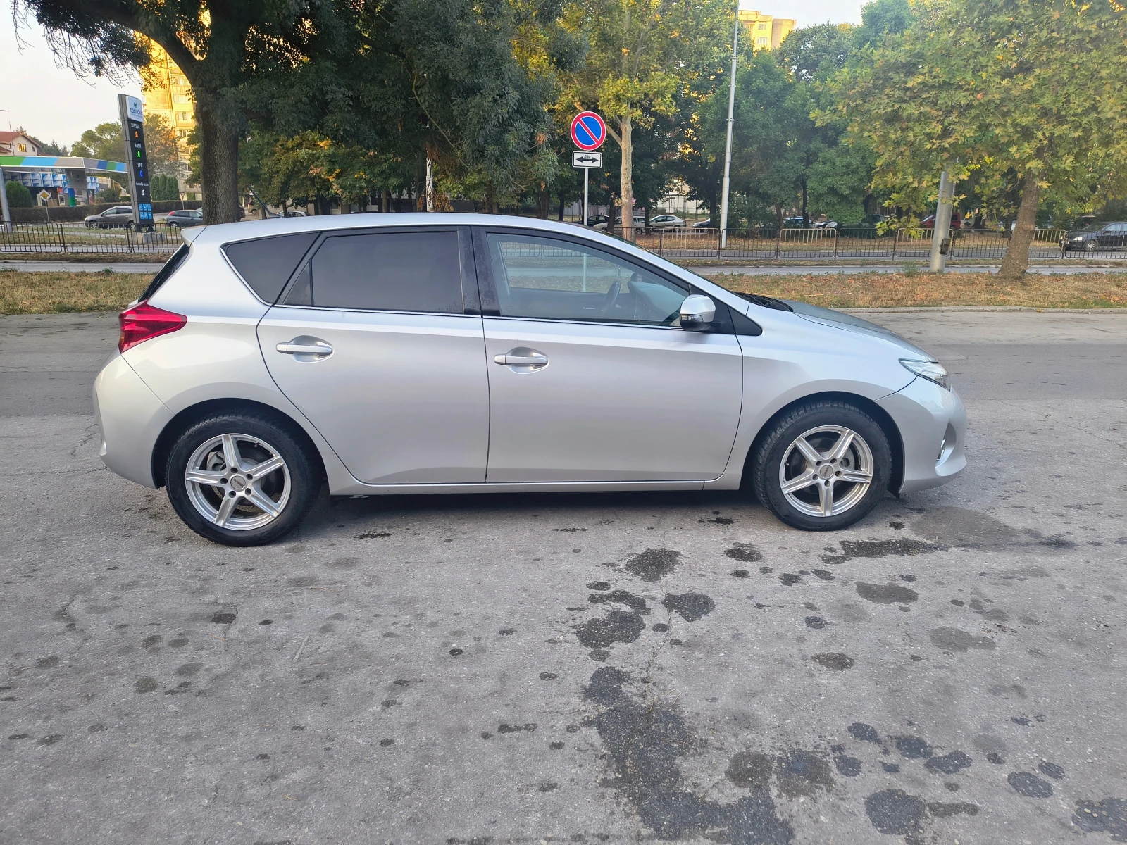 Toyota Auris 1.4 d4d 90hp - изображение 6