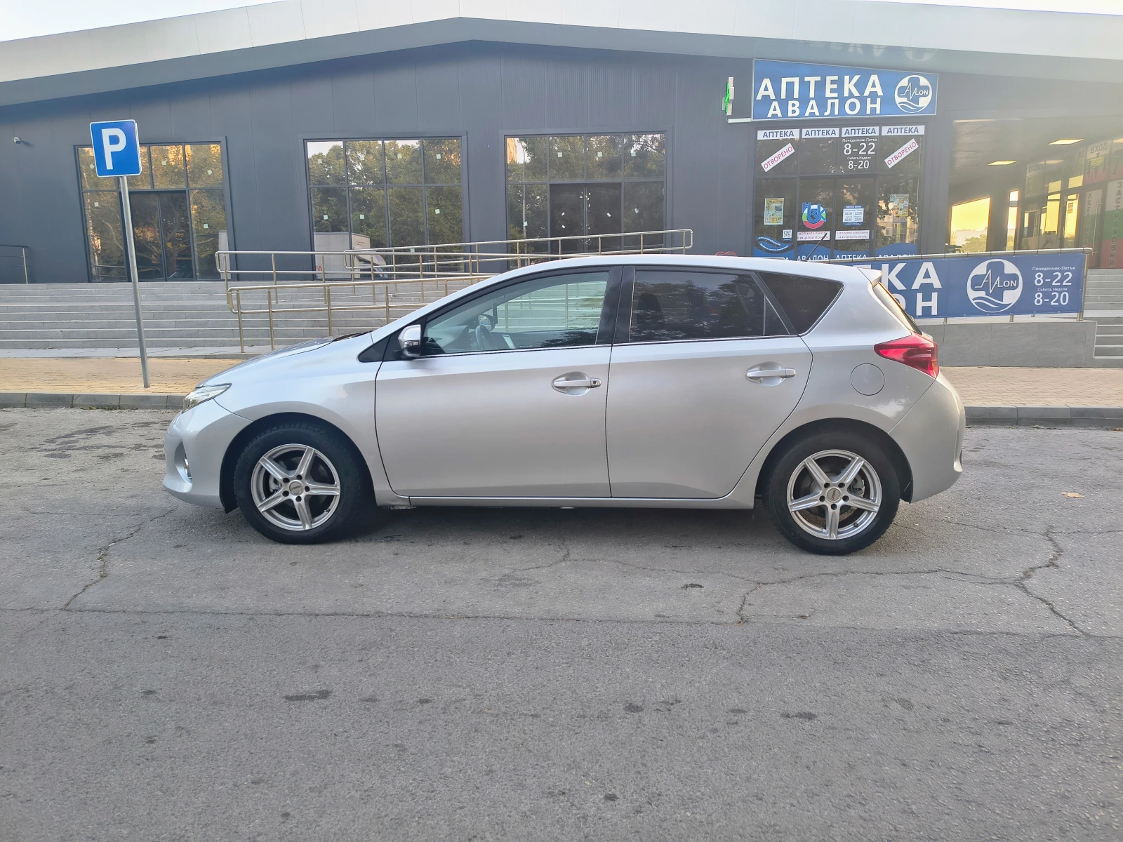 Toyota Auris 1.4 d4d 90hp - изображение 3