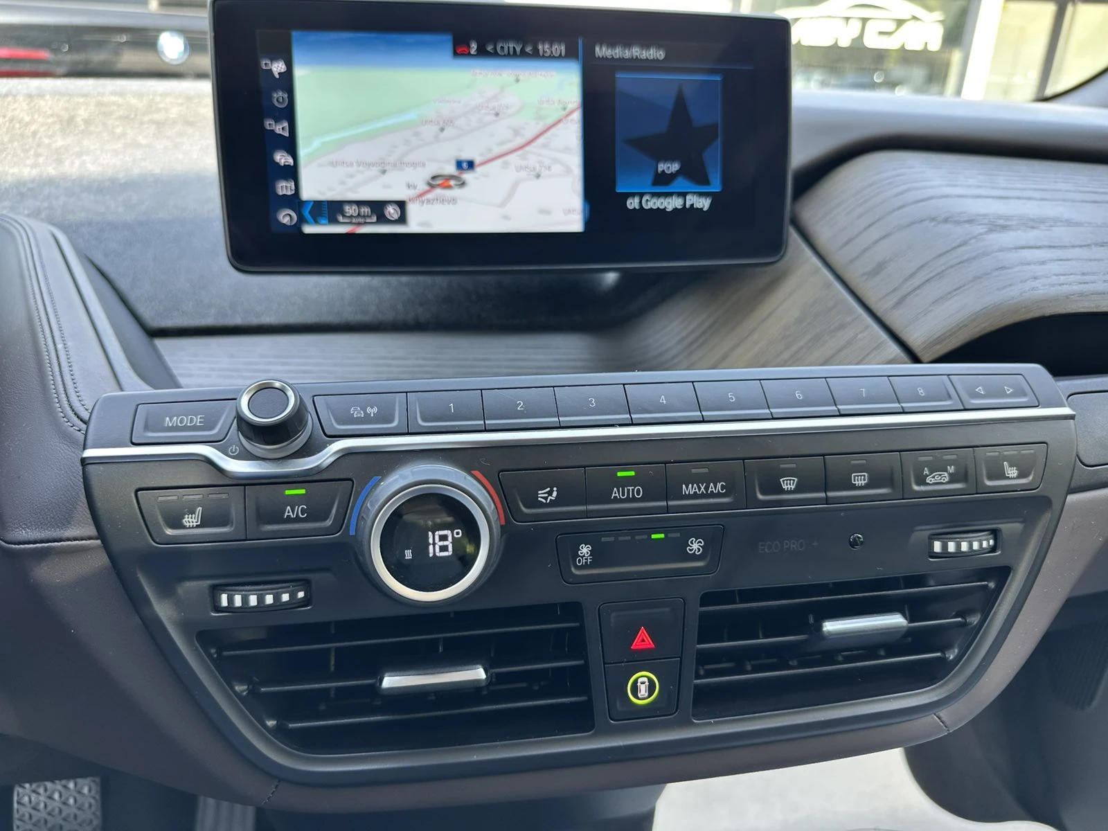 BMW i3 PANO/ CAMERA/ Keyless-Go /Harman Kardon | Mobile.bg   11