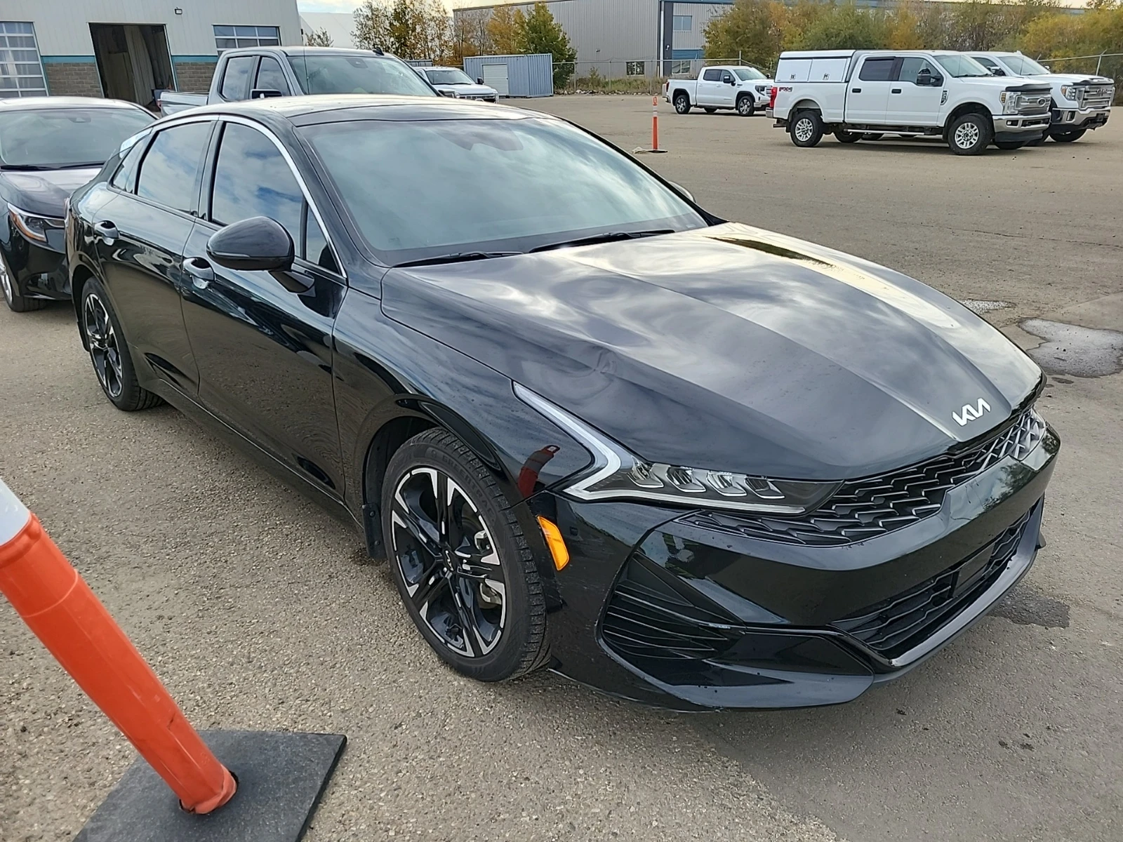 Kia K5 * CARFAX *    | Mobile.bg   4