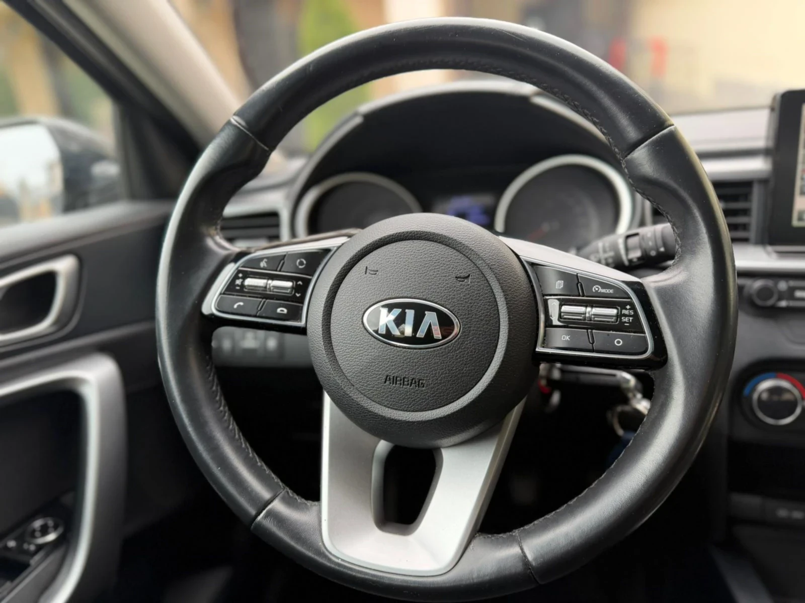 Kia Ceed 1.6CRDi | Mobile.bg   12