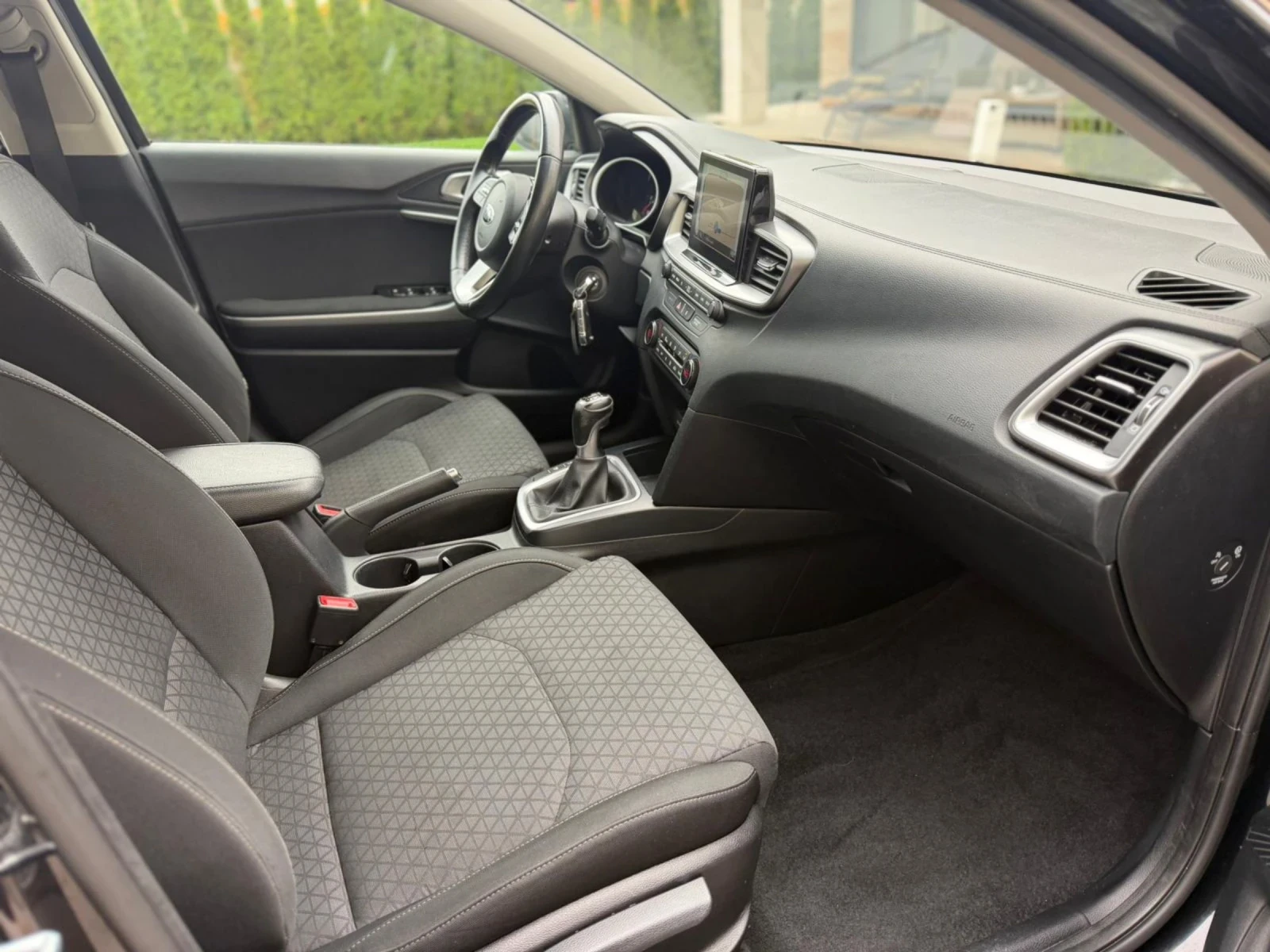 Kia Ceed 1.6CRDi | Mobile.bg   9