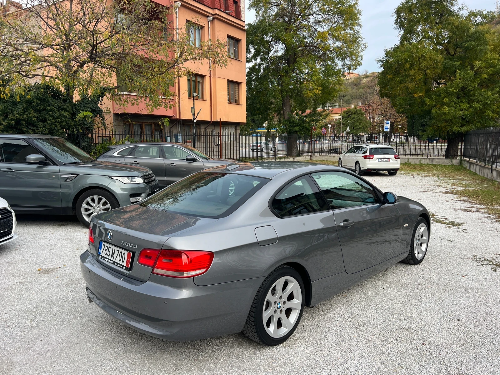 BMW 320 Keyless* Navi* Automatic | Mobile.bg   6