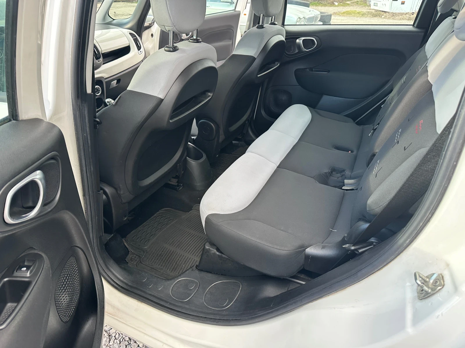 Fiat 500L 1.3 jtd - изображение 9