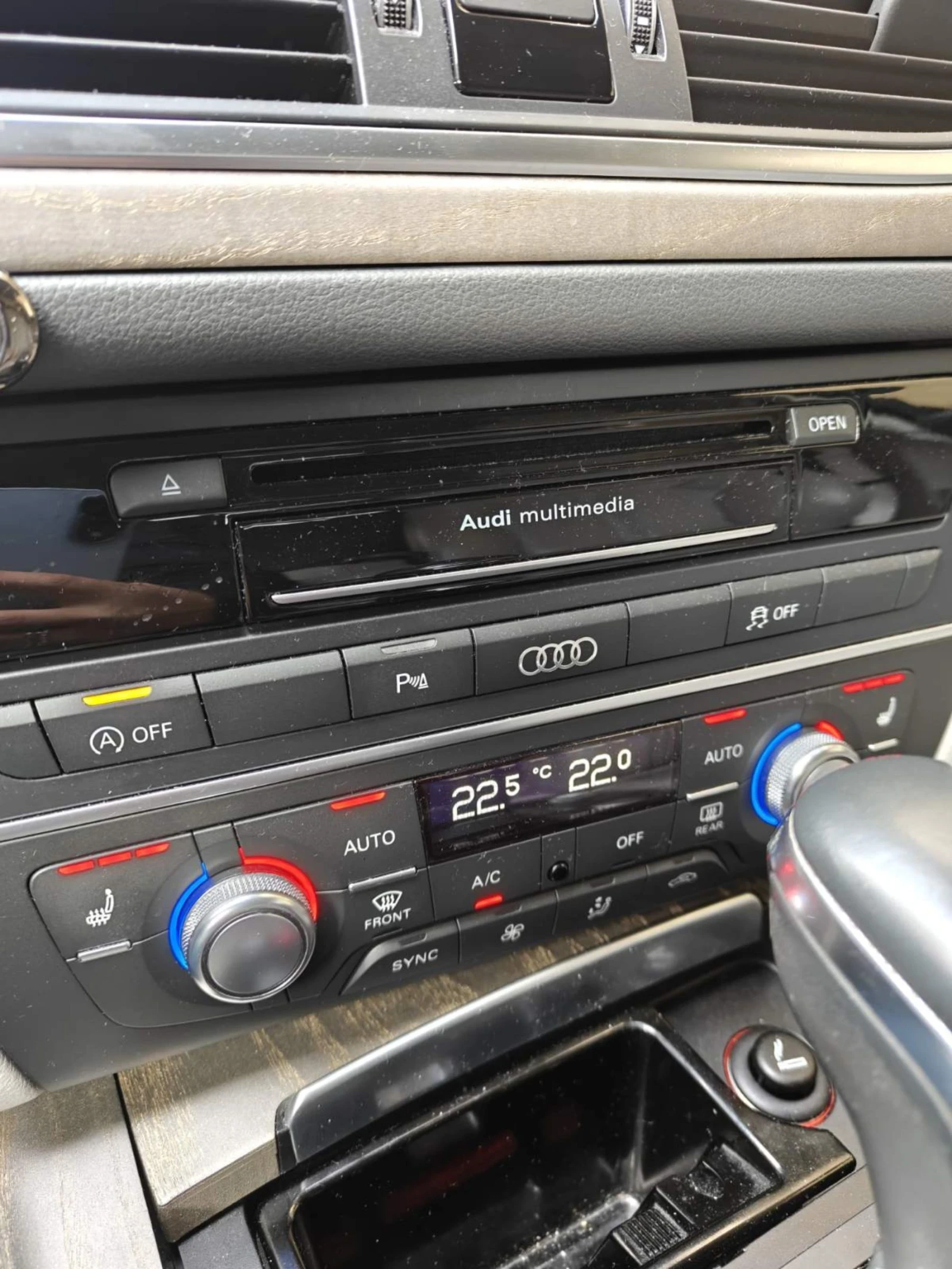 Audi A6 C7, 3.0 TDI, снимка 15 - Автомобили и джипове - 54124235