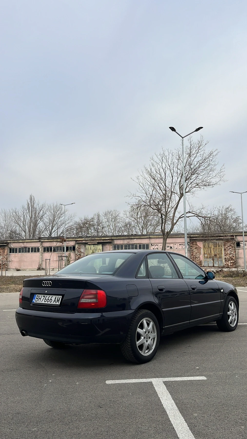 Audi A4 1.8  - изображение 6