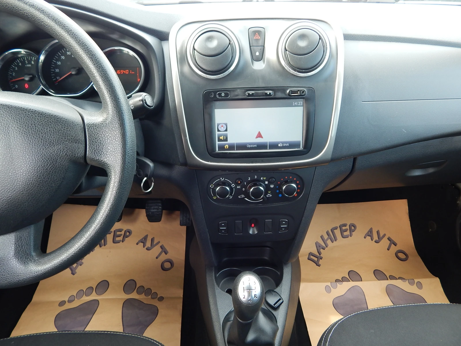 Dacia Logan 1.5DCI* EURO5B* , снимка 14 - Автомобили и джипове - 53710036