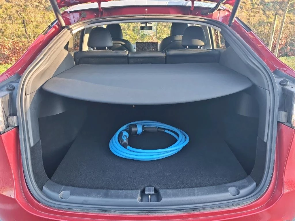 Tesla Model Y Long Range Dual Motor, снимка 7 - Автомобили и джипове - 53815861