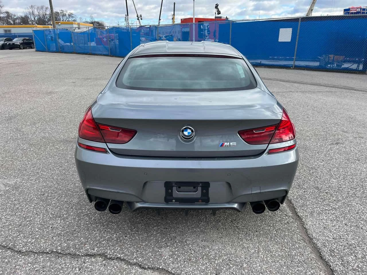 BMW M6 GRAN COUPE * МАСАЖИ* ОДБУВХАНЕ* 2 ЧИФТА ГУМИ/ДЖАНТ, снимка 5 - Автомобили и джипове - 53842411