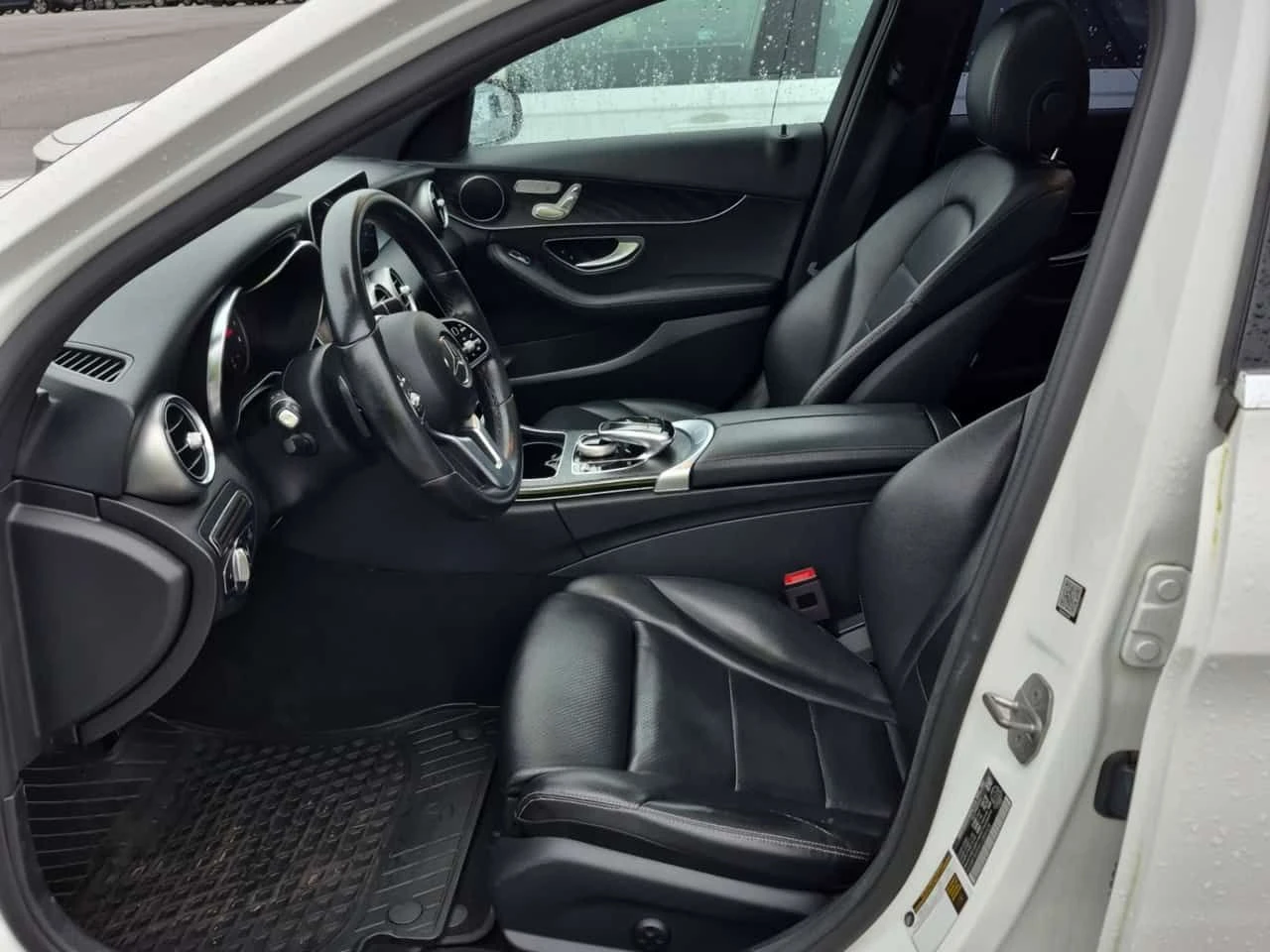 Mercedes-Benz C 300 AMG Line * Панорама * CARFAX * , снимка 8 - Автомобили и джипове - 53966963